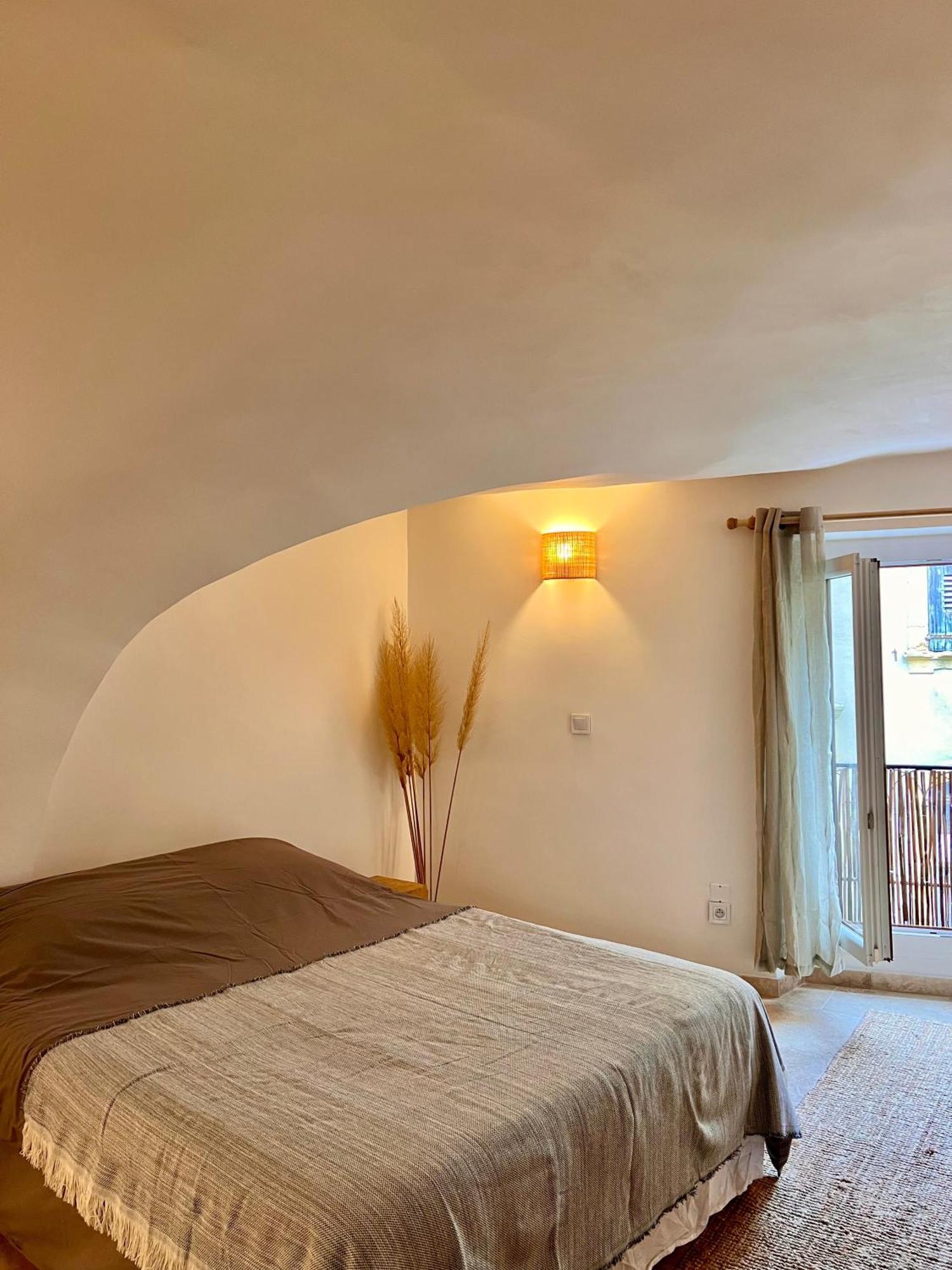 Coeur Du Luberon Apartment Lourmarin Bagian luar foto